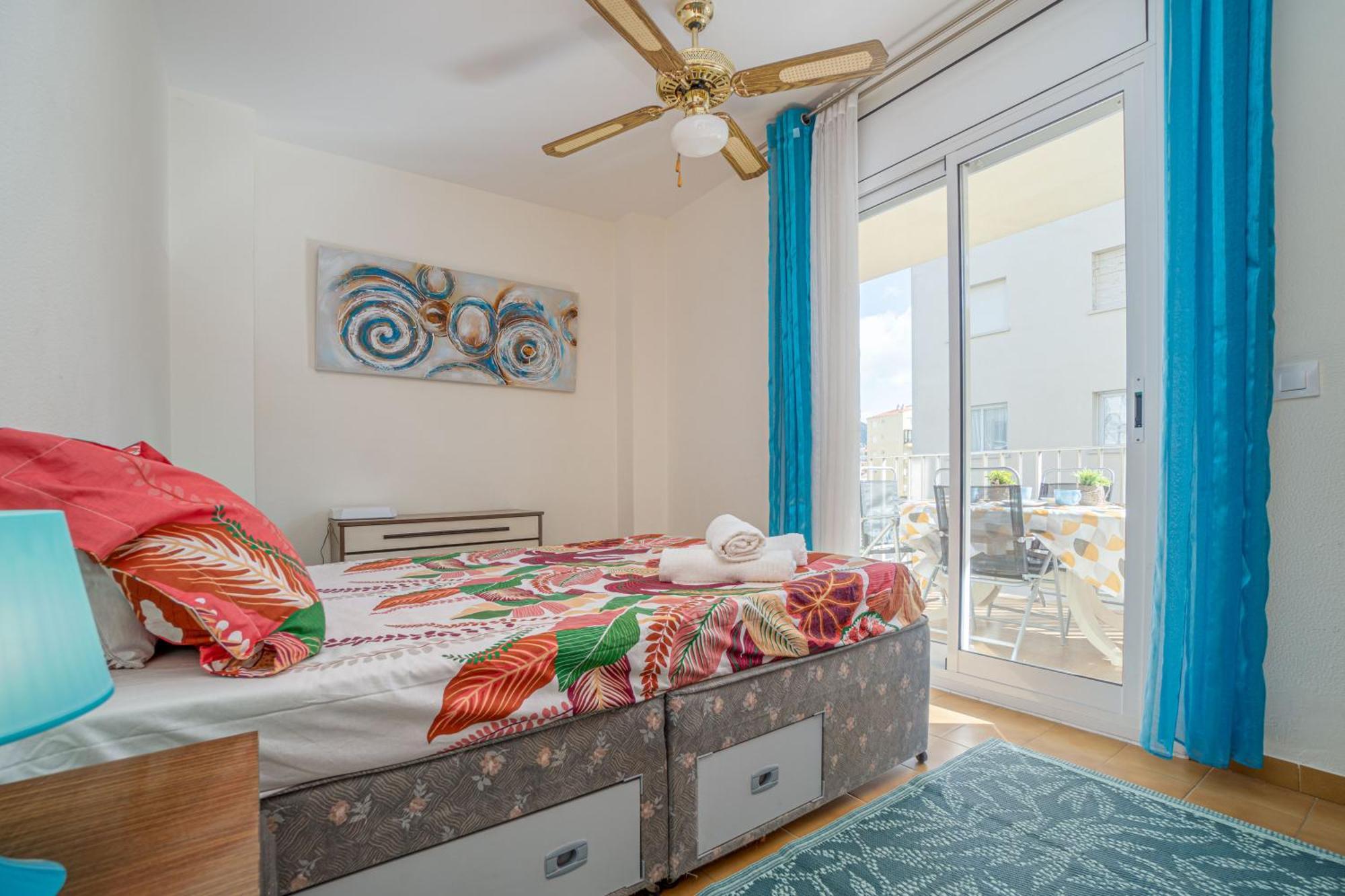 Est1-Spaciouss Appartment In The Beach, Bbq, Downtonwn, Parking, Fast Wifi Fibre Roses Exterior photo