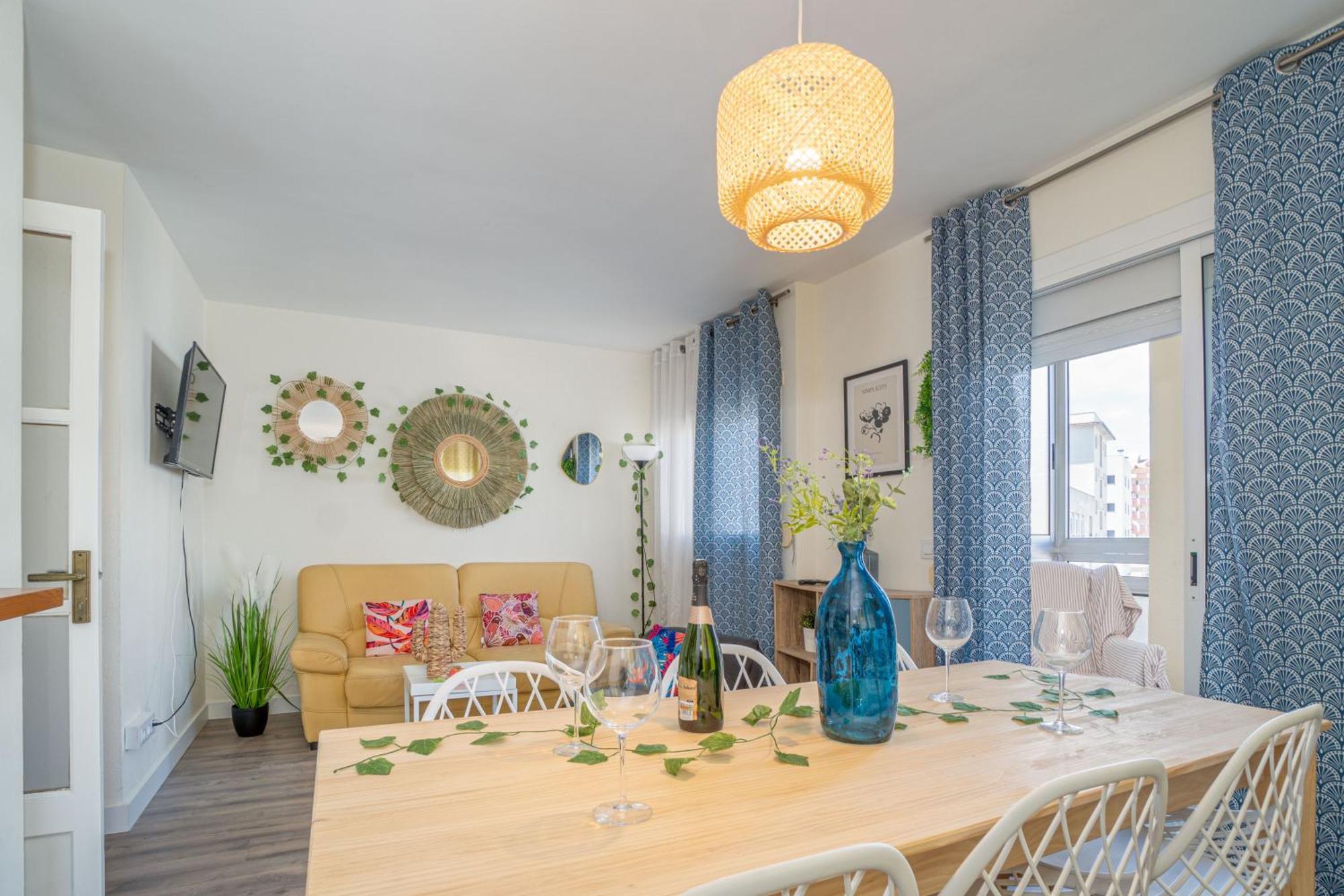 Est1-Spaciouss Appartment In The Beach, Bbq, Downtonwn, Parking, Fast Wifi Fibre Roses Exterior photo